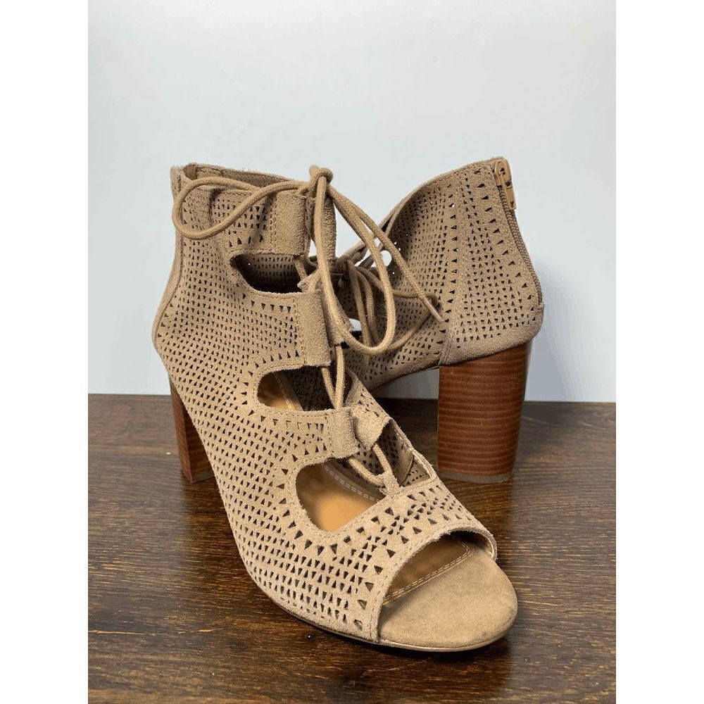 Crown Vintage Women Eralicia Peep Toe Heeled Bootie Lace Up Back Zip Taupe US 9